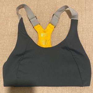 splits59 sportsbra